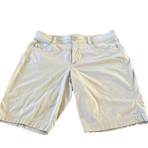 𝅺eddie Bauer women’s shorts, size 14